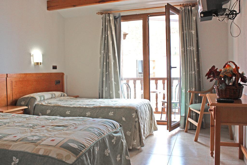 Hostal La Maya Cercedilla Oda fotoğraf