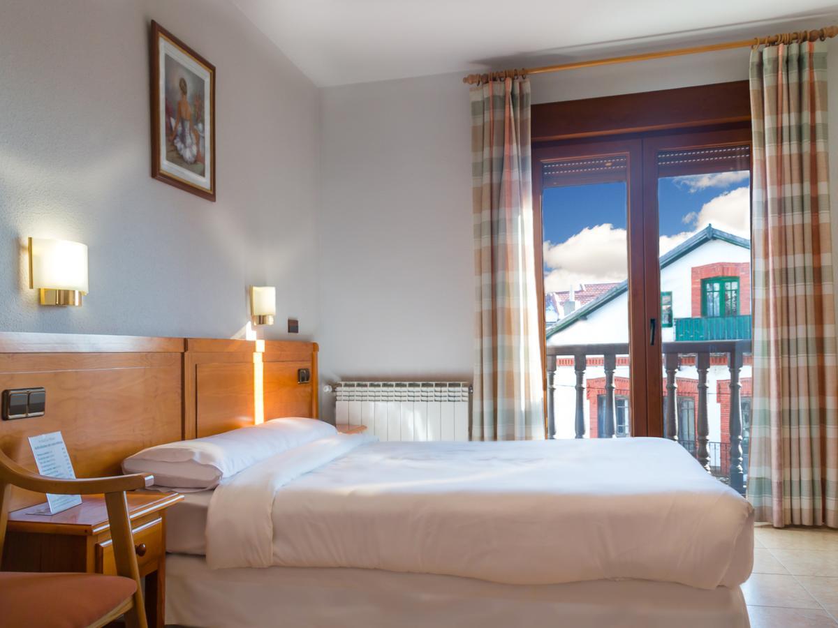 Hostal La Maya Cercedilla Dış mekan fotoğraf